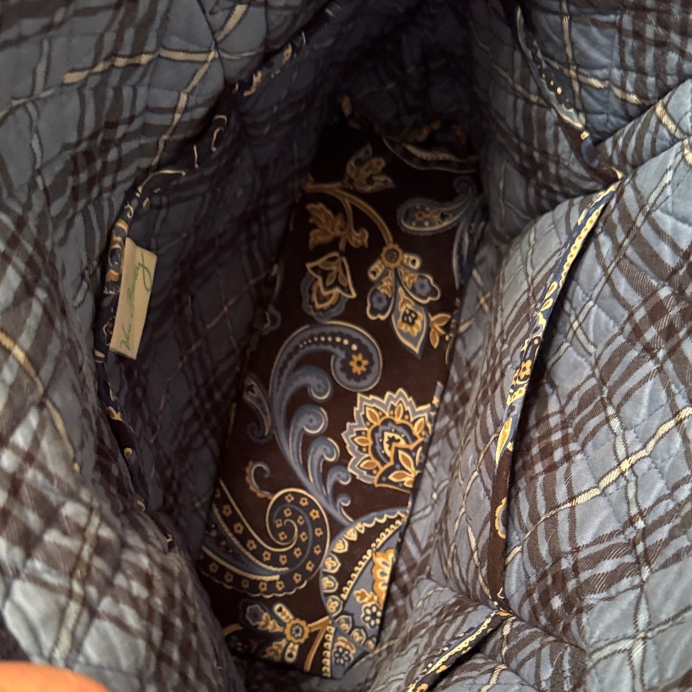 Vera Bradley Navy and Beige Paisley Tote - Picture 6 of 7